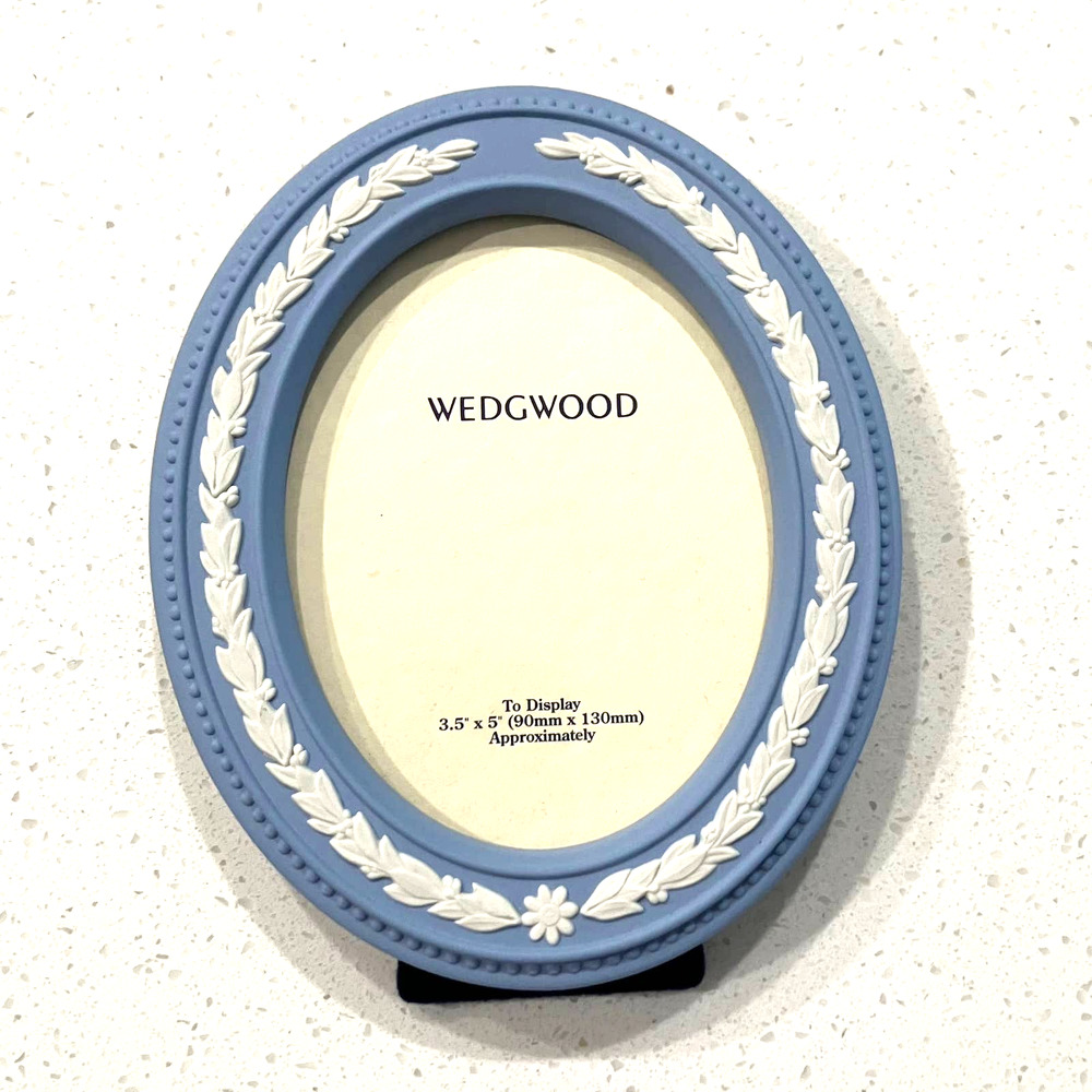 Wedgwood Jasperware Oval Frame